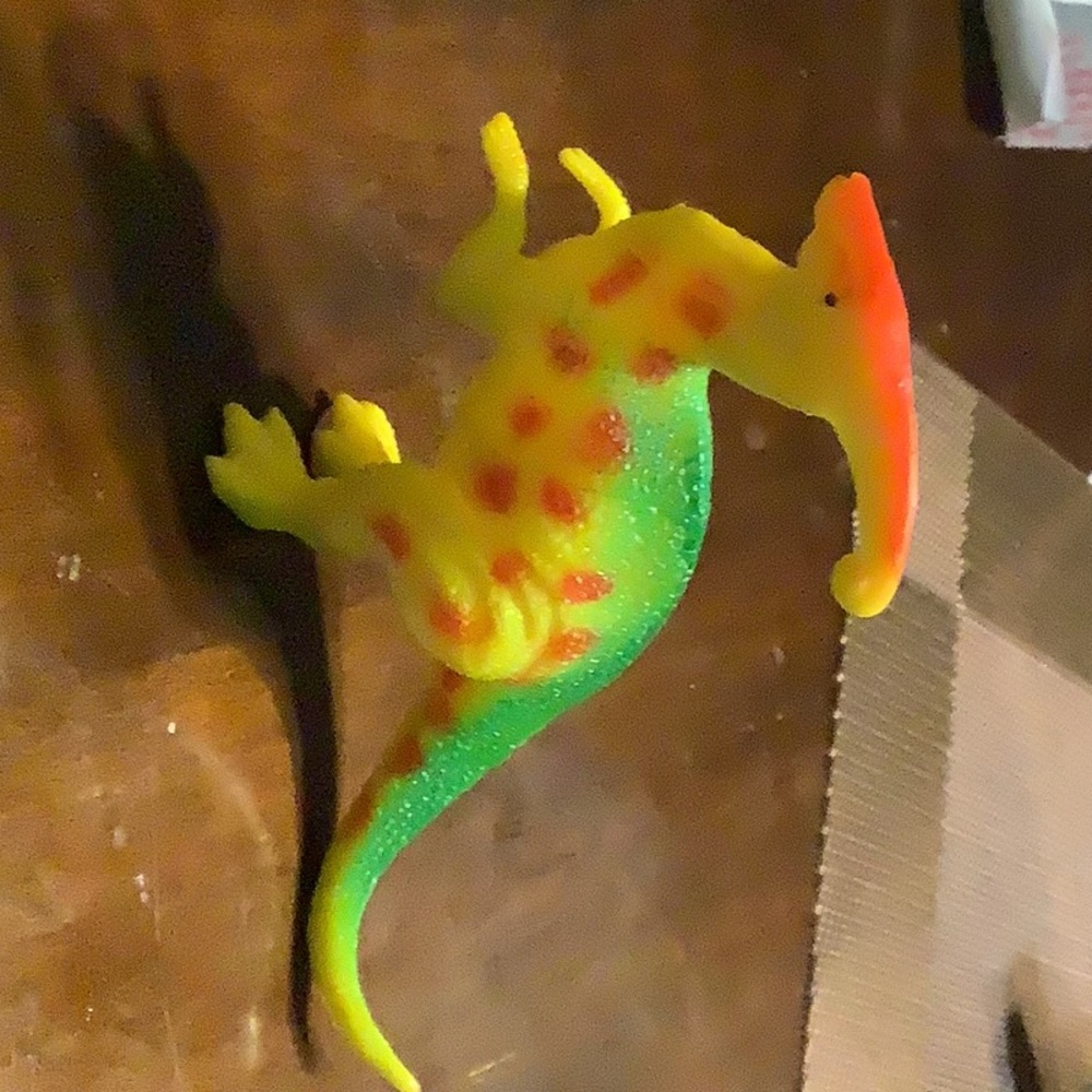 👗👗👗 Toy dinosaur 👗👗👗